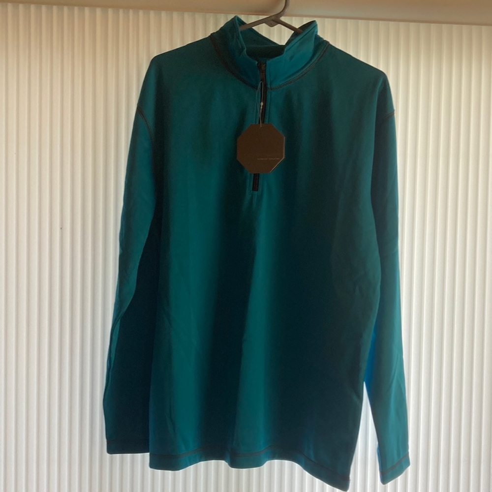 NWT Ladies Levelwear long sleeve top